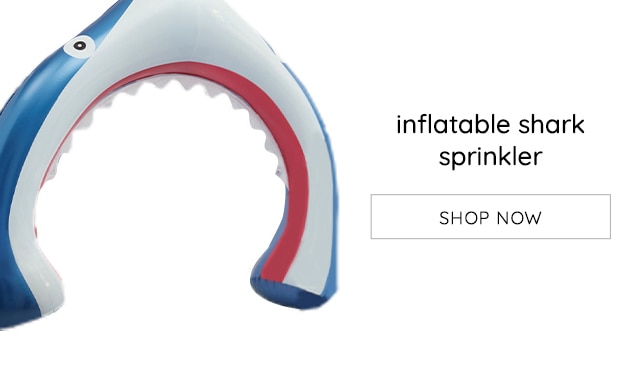 INFLATABLE SHARK SPRINKLER