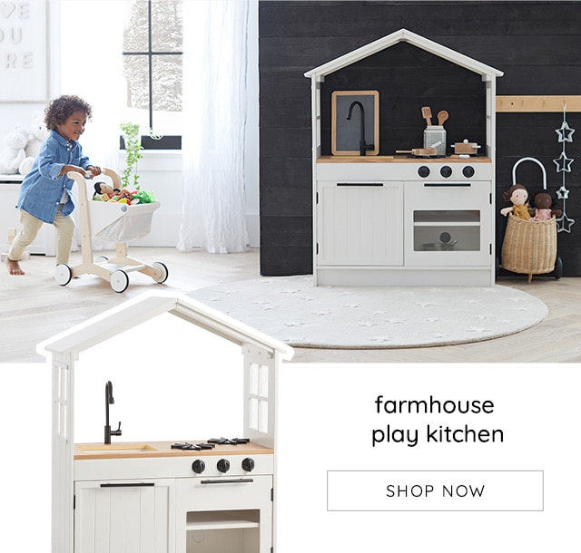 FARMHOUSE PLAY KITCHEN