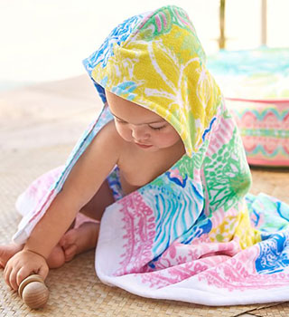 LILLY PULITZER BABY BEACH HOODED TOWEL