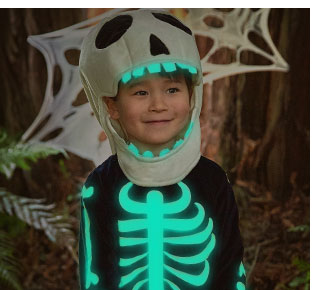 GLOW IN THE DARK SKELETON