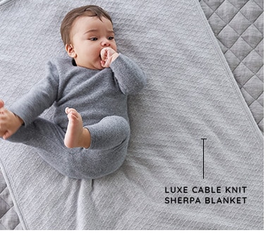 LUXE CABLE KNIT SHERPA BLANKET