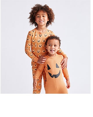 SHOP PUMPKIN ORGANIC PAJAMA SET