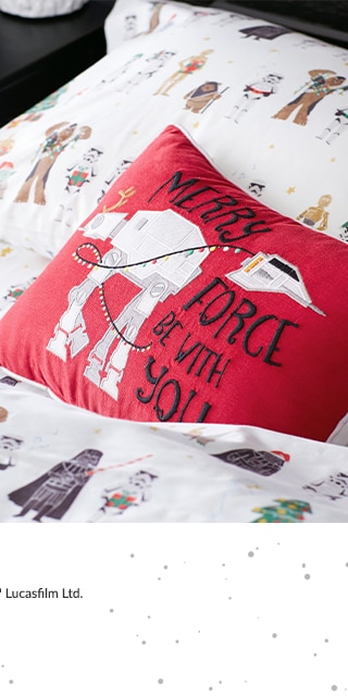 STAR WARS CHRISTMAS PILLOW