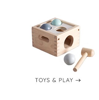 TOYS & PLAY