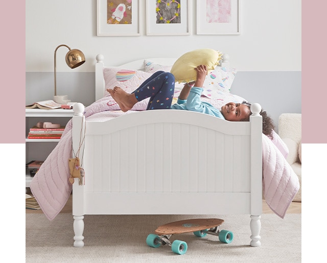 OUR BEST-SELLING CATALINA BED