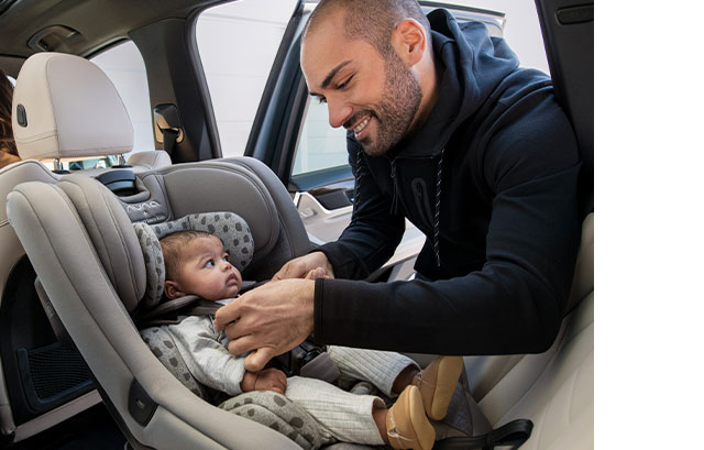 NUNA RAVA CONVERTIBLE CAR SEAT