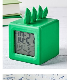 LIGHT UP DINOSAUR DIGITAL CLOCK