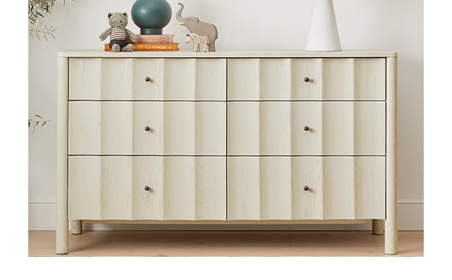 SCALLOPED EXTRA WIDE DRESSER