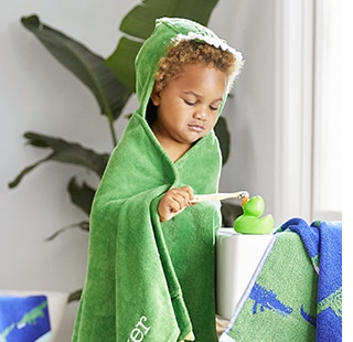 SHOP HOODED TOWELS