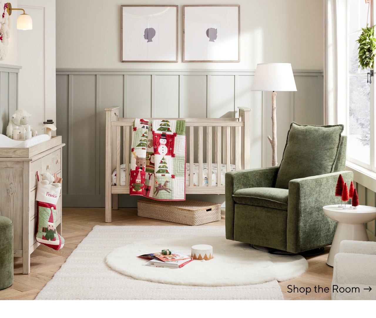 HOLIDAY NURSERY ROOM