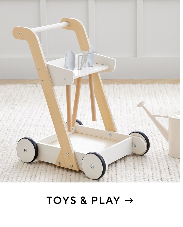  TOYS AND PLAY